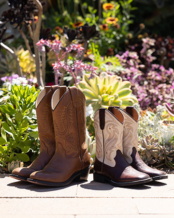kids boots with flowers
