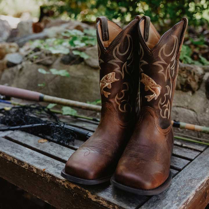  performance boots on dock
